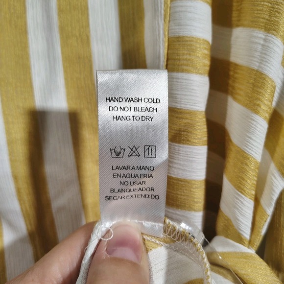 Doe and Rae Women's Blouse Medium Gold White Striped‎ Roll Sleeve Ruffle Sides - Picture 8 of 10